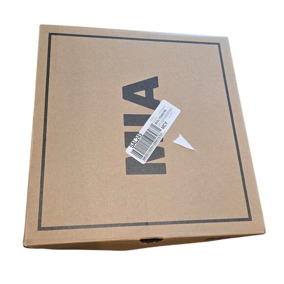 MIA Women's Jessi Block-Heel Lug Sole Booties NEW in Tan Size 6.5 - Picture 4 of 6